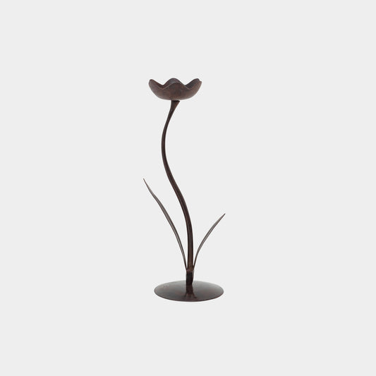 Wavy Tulip Candleholder